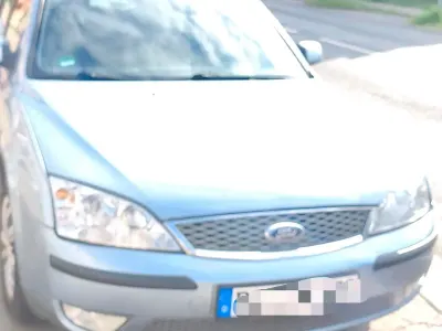 Usado Ford Mondeo 125 CV (91 kW) 2006 Azul Berlina