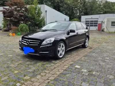 Używany Mercedes R350 265 KM (194 kW) 2011 Czarny Minivan