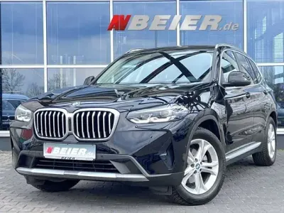 Gebraucht BMW X3 Sport Line 184 PS (135 kW) 2023 Schwarz (schwarz ii) SUV