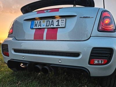 Gebraucht Mini John Cooper Works 211 PS (155 kW) 2011 Silber Kleinwagen