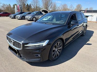 Gebraucht Volvo V60 R-Design 250 PS (183 kW) 2019 Schwarz Kombi