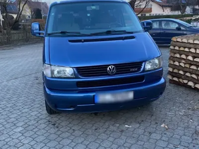 Gebraucht VW Multivan 102 PS (75 kW) 1999 Blau Van / Kleinbus