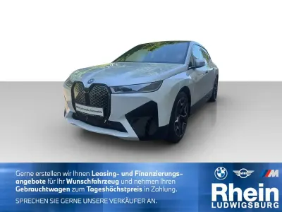 Gebraucht BMW iX Sport Line 239 kW (326 PS) 2023 Weiß SUV