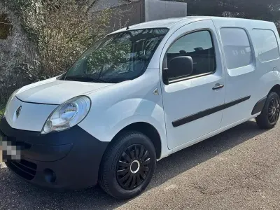Second-hand Renault Kangoo 90 CP (66 kW) 2011 Alb Monovolum