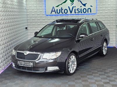 Gebraucht Skoda Superb Elegance 140 PS (102 kW) 2012 Schwarz Kombi