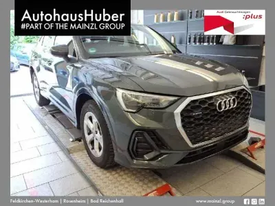 Gebraucht Audi Q3 Sportback Performance 190 PS (139 kW) 2022 Grau SUV