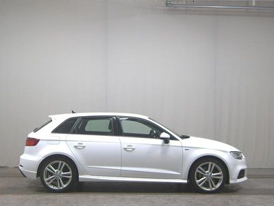 Weiss Gebraucht 2020 Audi A3 S-Line Limousine | 19.280 € (Superpreis)