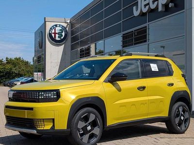 Nuova Fiat Grande Panda La Prima 101 CV (74 kW) 2026 Giallo Utilitaria