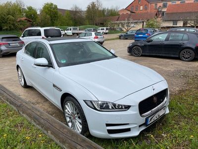 gebraucht Jaguar XE 20d 180PS AWD Prestige Automatik Prestige