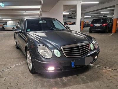 Mercedes E300
