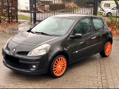 gebraucht Renault Clio 2006 101 ps Tüv 12/25