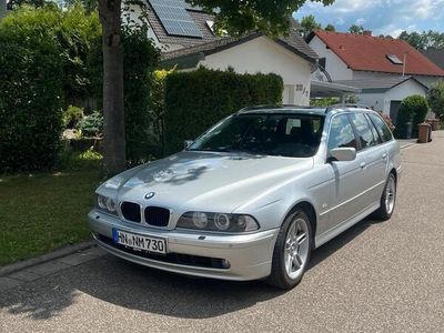 BMW 525