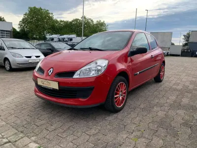 Gebraucht Renault Clio Authentique 65 PS (47 kW) 2007 Hellrot Kleinwagen