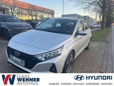 Silber Gebraucht 2021 Hyundai i20 Intro Edition Limousine | 15.450 € (Fairer Preis)