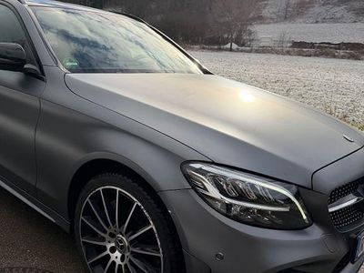Grau Gebraucht 2019 Mercedes C400 Limousine | 36.500 € (Teuer)