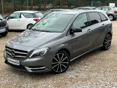 Używany Mercedes B200 AMG Edition 1 156 KM (114 kW) 2012 Szary Minivan