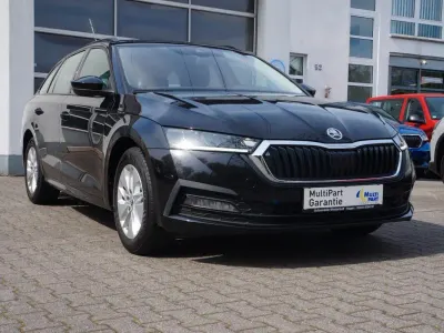 Gebraucht Skoda Octavia Ambition 116 PS (85 kW) 2023 Schwarz Kombi
