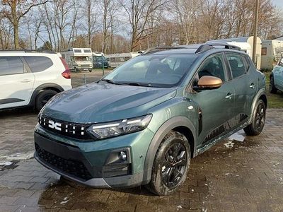 Neu Dacia Sandero Extreme 110 PS (80 kW) 2025 Grün Limousine