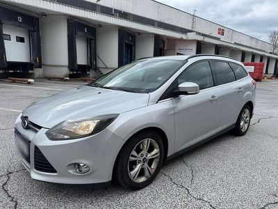 Gebraucht Ford Focus 140 PS (102 kW) 2012 Silber Kombi
