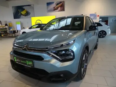 Używany Citroën C4 Feel 101 KM (74 kW) 2023 Niebieski Sedan/Limuzyna