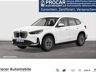 Weiß Gebraucht 2023 BMW iX1 Performance SUV | 34.790 € (Guter Preis)