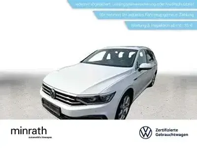 Usata VW Passat GTE 160 CV (117 kW) 2022 Bianco Station wagon