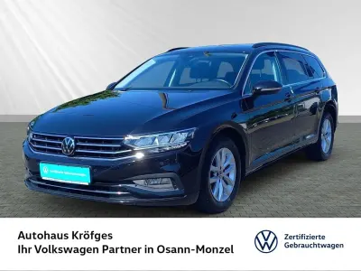 Gebraucht VW Passat Business 150 PS (110 kW) 2023 Schwarz Kombi