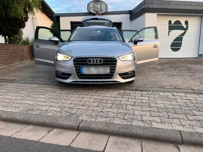 Gebraucht Audi A3 Ambition 125 PS (91 kW) 2014 Silber Limousine