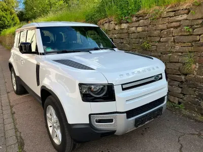 Gebraucht Land Rover Defender SE 200 PS (147 kW) 2021 Weiß SUV
