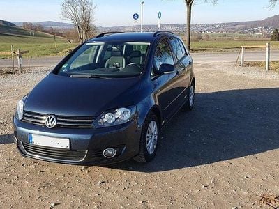Blau Gebraucht 2013 VW Golf Plus Cross Life Van / Kleinbus | 8.300 € (Fairer Preis)