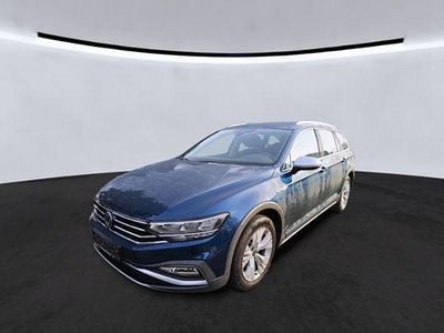 Blau Gebraucht 2022 VW Passat Alltrack Kombi | 29.589 € (Fairer Preis)