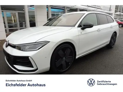 Gebraucht VW Passat R-line 150 PS (110 kW) 2024 Weiß Kombi