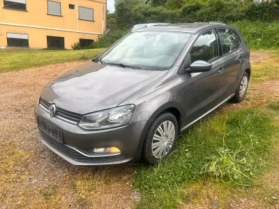 Używany VW Polo 90 KM (66 kW) 2014 Szary Hatchback