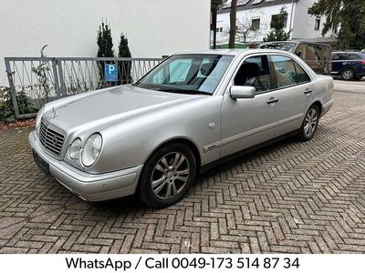 Mercedes E320