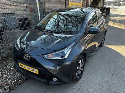 Gebraucht Toyota Aygo Club 72 PS (52 kW) 2019 Grau Kleinwagen