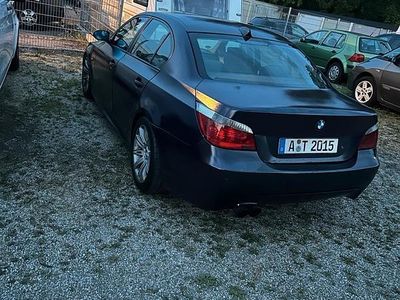 BMW 523
