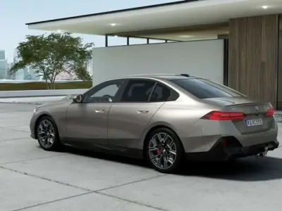 Neu BMW i5 M Sport 250 kW (340 PS) 2026 Grau Limousine