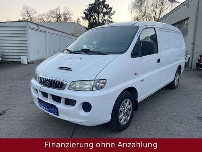 Hyundai H-1
