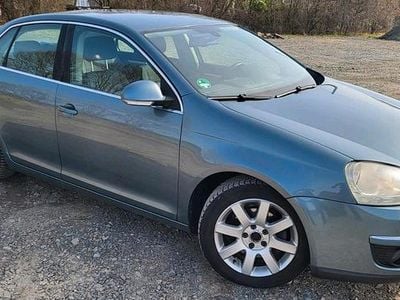 Usata VW Jetta 130 CV (95 kW) 2006 Verde Berlina