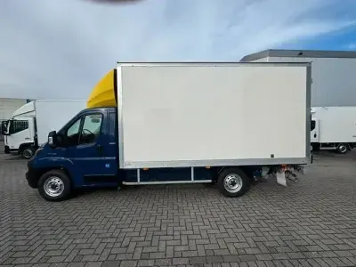 Gebraucht Fiat Ducato 131 PS (96 kW) 2020 Blau Van