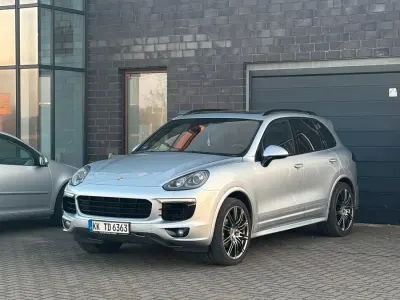 Gebraucht Porsche Cayenne 385 PS (283 kW) 2017 Silber SUV