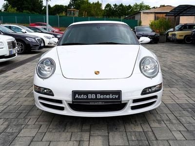 Porsche 911 Carrera