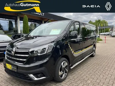 Gebraucht Renault Trafic Life 150 PS (110 kW) 2023 Schwarz Van / Kleinbus