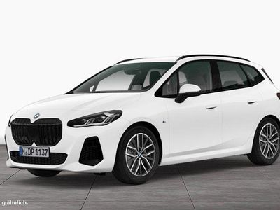 Weiß Gebraucht 2023 BMW 223 Active Tourer M Sport Van / Kleinbus | 34.990 € (Fairer Preis)