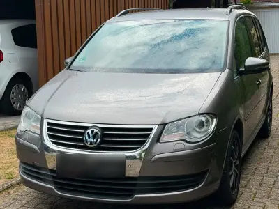 Gebraucht VW Touran 140 PS (102 kW) 2010 Andere farben Van / Kleinbus