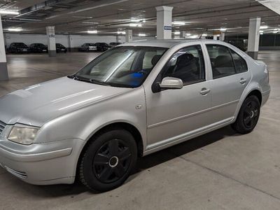 gebraucht VW Bora 1.6 - 105 PS, Schaltgetriebe, unfallfrei