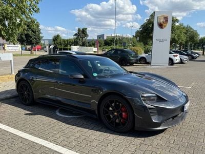 Porsche Taycan GTS