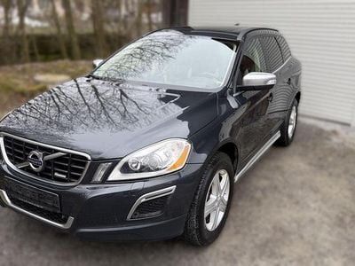 Gebraucht Volvo XC60 R-Design 215 PS (158 kW) 2011 Grau SUV
