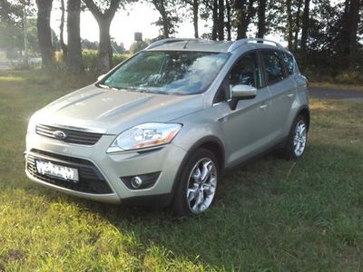Grau metallic Gebraucht 2009 Ford Kuga SUV | 7.900 €