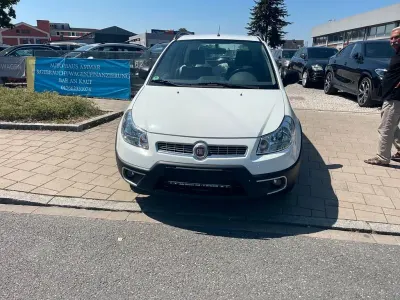 Gebraucht Fiat Sedici Dynamic 120 PS (88 kW) 2010 Weiß SUV